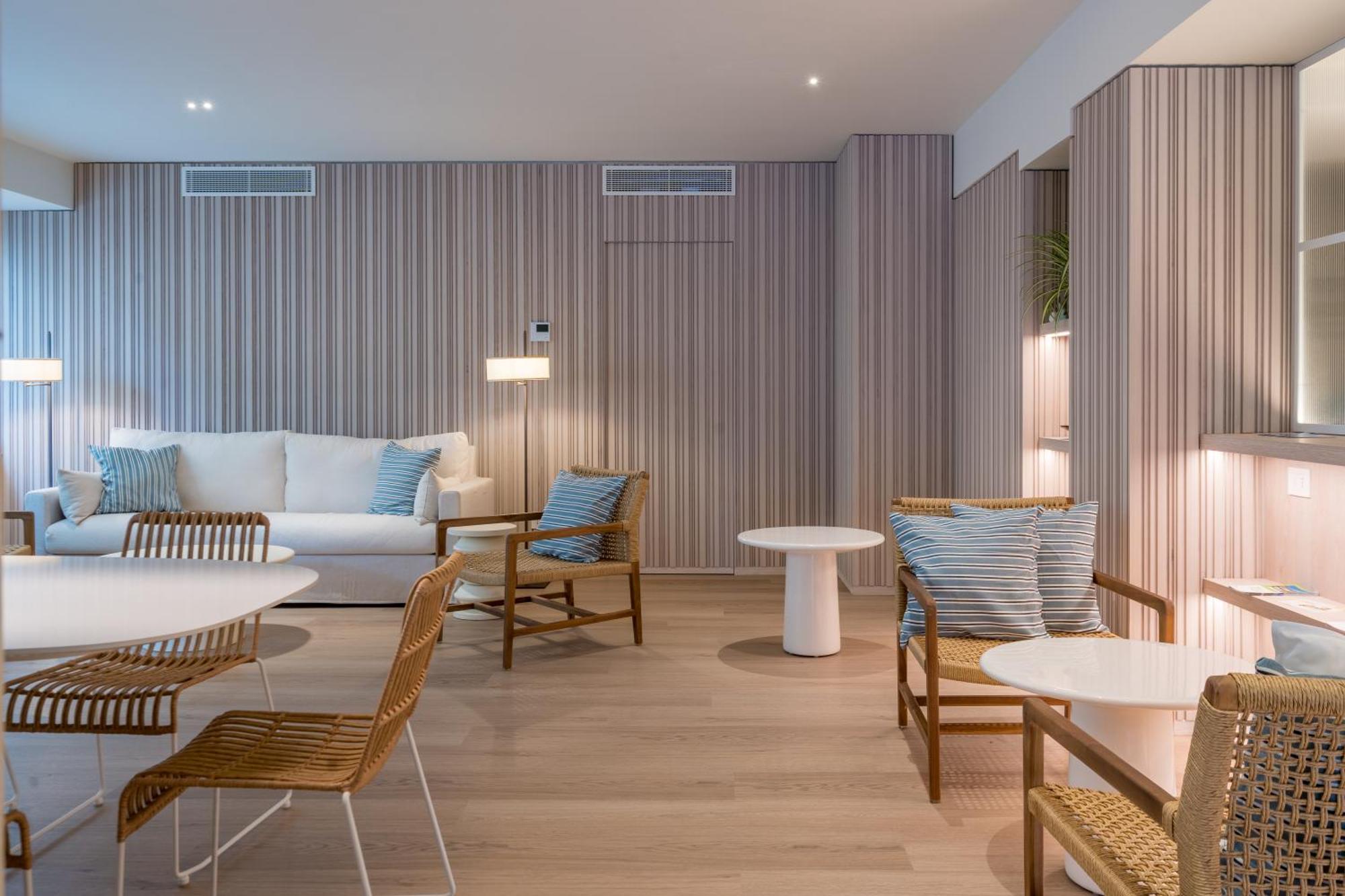 Hotel Panorama كاتوليكا المظهر الخارجي الصورة