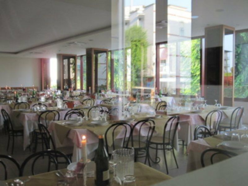 Hotel Panorama كاتوليكا المظهر الخارجي الصورة