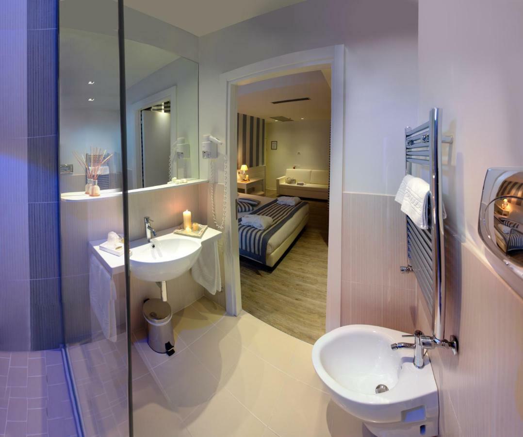 Hotel Panorama كاتوليكا المظهر الخارجي الصورة